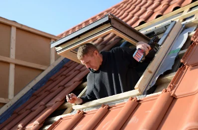 Pose de fenêtres de toit Velux au Plessis-Hébert